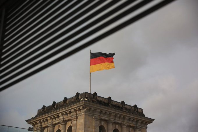 Illustrative photo for: German Economic Forecasts Increase as Government Aligns