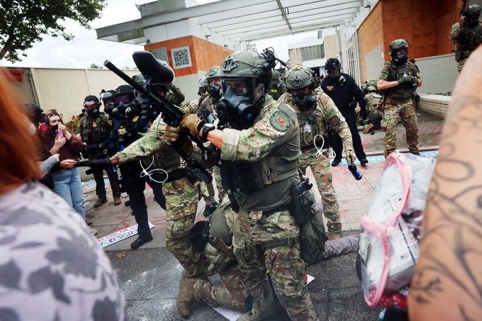 Illustrative photo for: Judge Blocks Troop Deployment to Portland by Trump