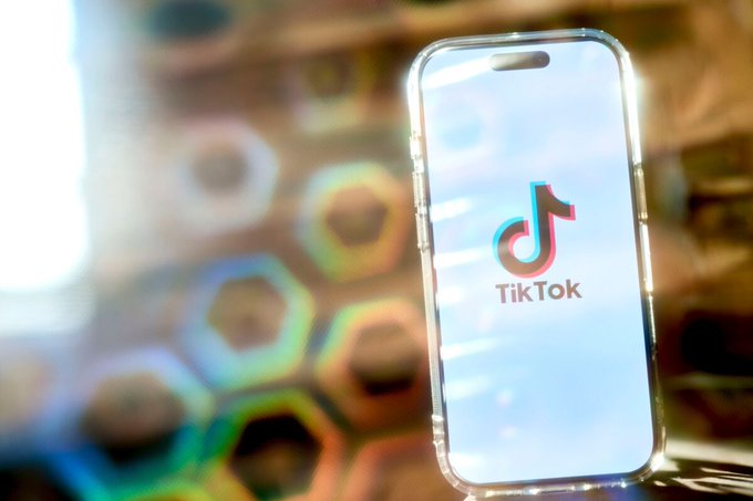 Illustrative photo for: Indonesia TikTok license revocation reversed after