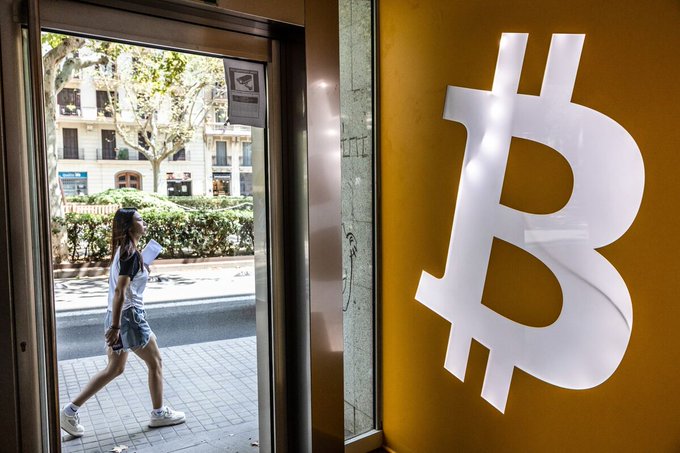 Illustrative photo for: Bitcoin record safe haven: Reaches New High Amid US Shutdown