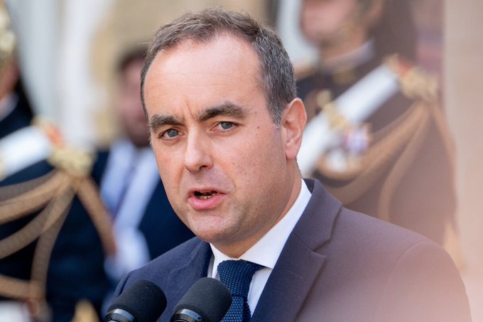 Illustrative photo for: French bonds yield rise as Lecornu resigns, boosting German