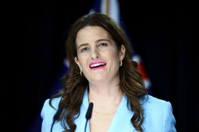 Illustrative photo for: New Zealand fiber optic stake sale underscores smarter