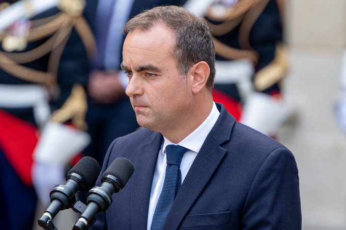Illustrative photo for: Macron sixth prime minister: French leader's latest