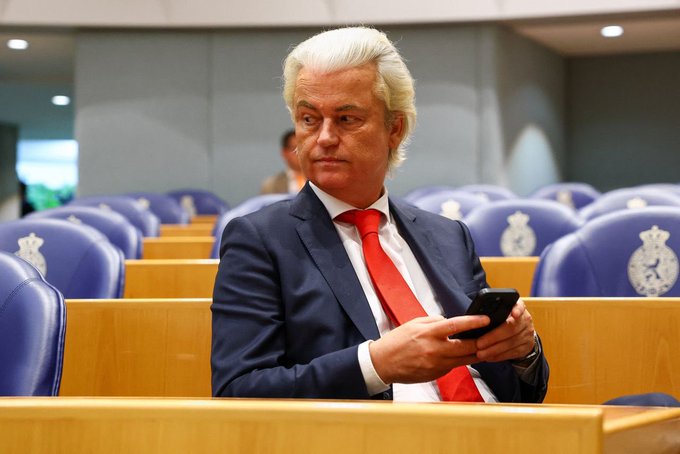 Illustrative photo for: Wilders campaign suspension after security warns of drone
