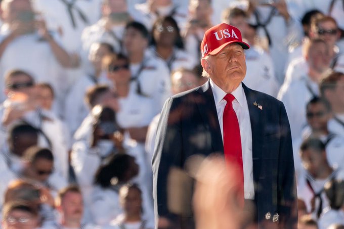 Illustrative photo for: Trump directs military pay as government shutdown continues