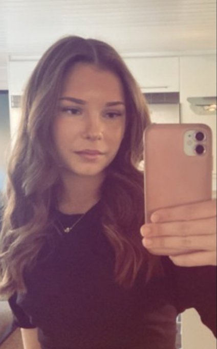 Illustrative photo for: Official Remains Unfazed by Criticism: Experts Say He