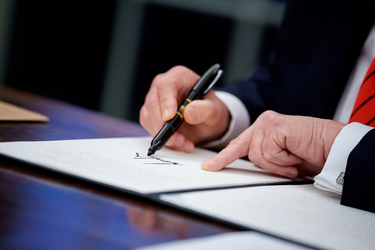 Illustrative photo for: US Presidential Pardon Power: What It Is and What It Isn’t