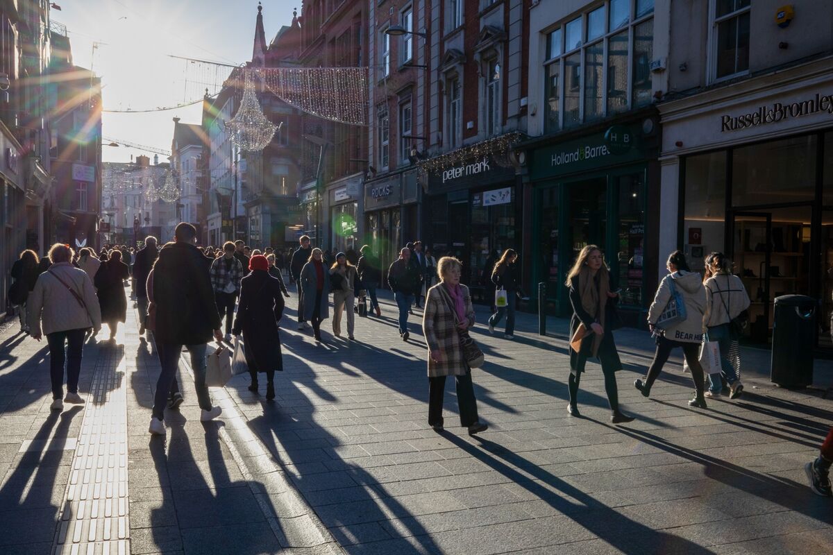 Illustrative photo for: Ireland economy contraction slows in Q3 amid US trade