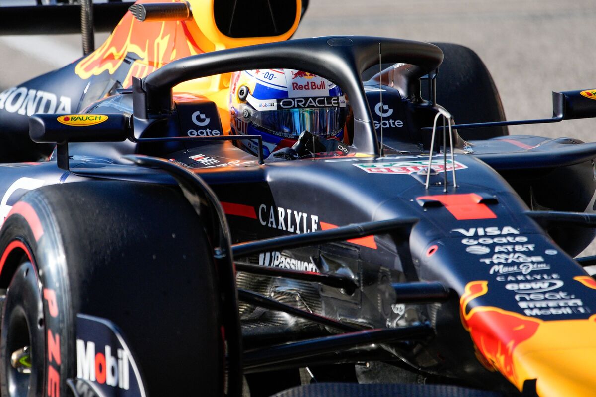 Illustrative photo for: Private Equity Advertising Push Boosts Marketing Efforts