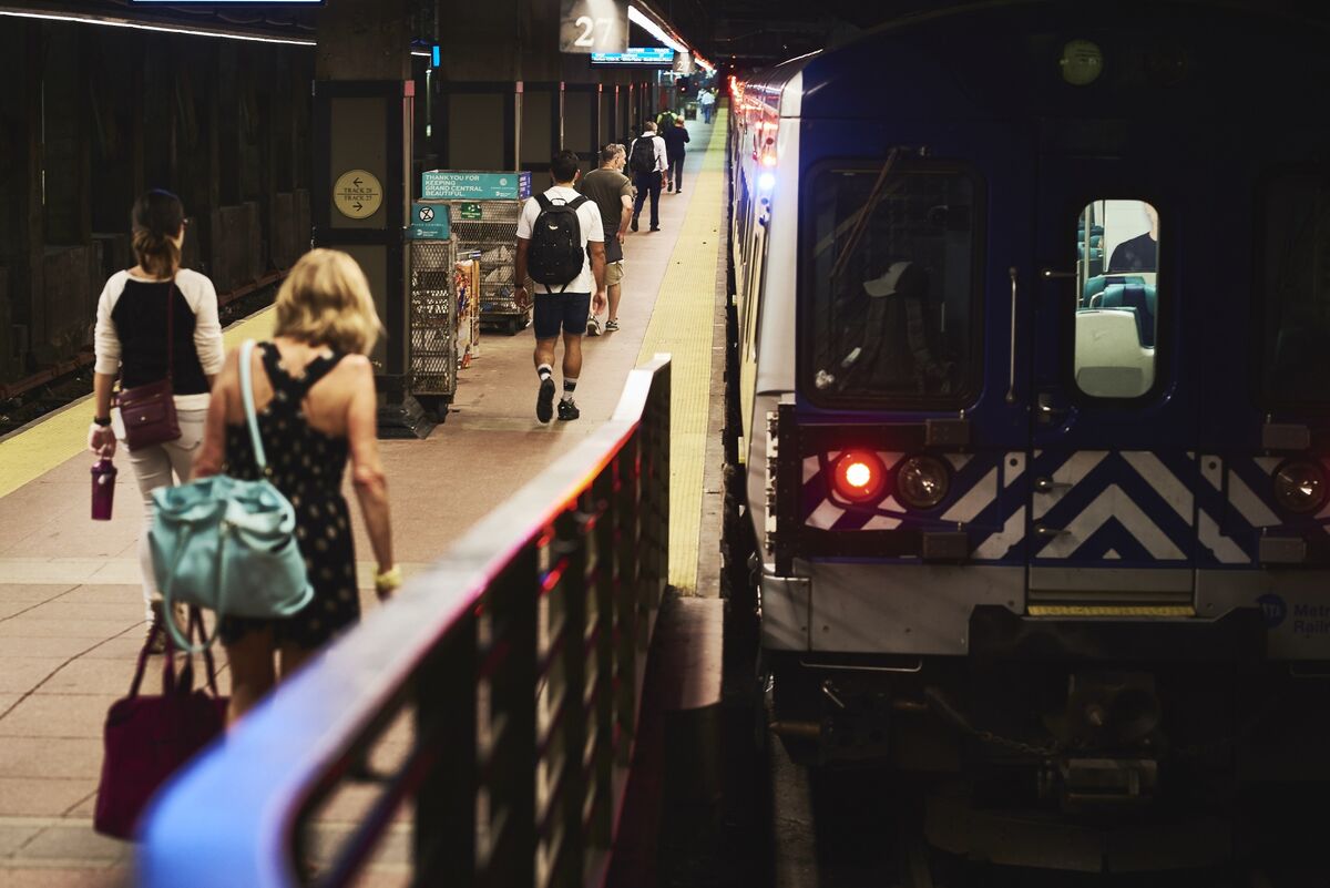 Illustrative photo for: Amtrak President Considers Limited NYC Commuter Rail