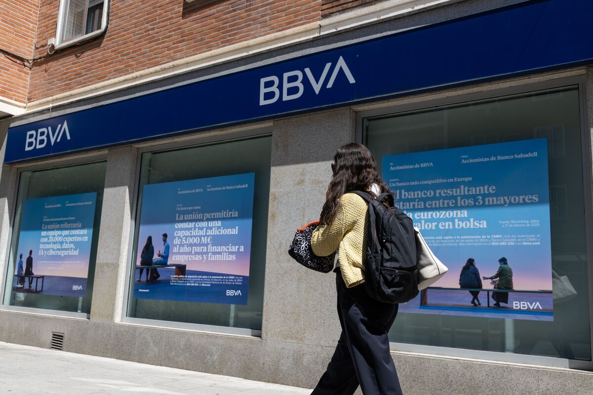 Illustrative photo for: BBVA third quarter profit Meets Expectations After Sabadell