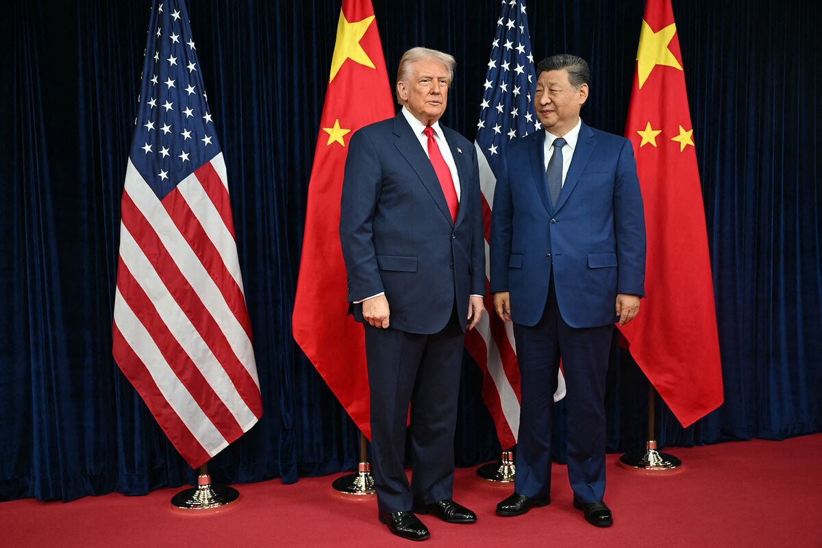 Illustrative photo for: Bloomberg Experts Analyze US China Trade Agreement Gains