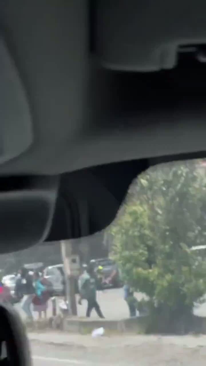 Illustrative photo for: Ecuador Presidential Assassination Attempt Targets