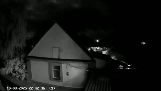 Illustrative photo for: Russian MLRS Shelling Hits Ukrainian Village Kushugum in