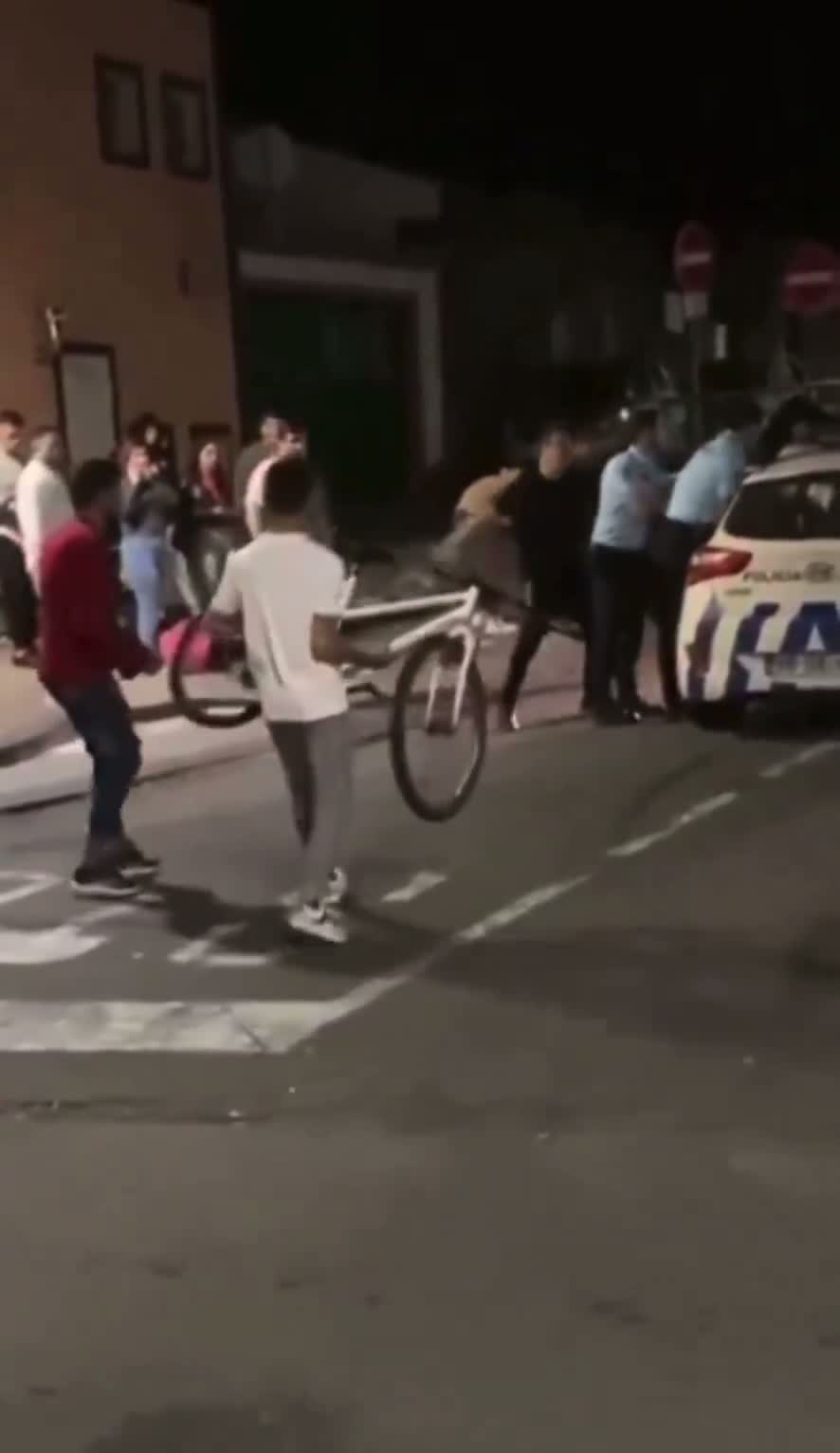Illustrative photo for: Migrant Violence Police Insecurity Escalates in Urban Areas