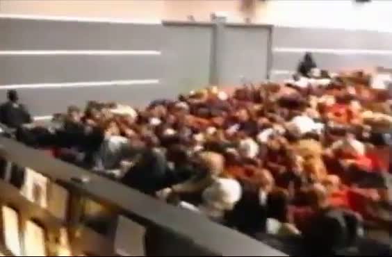 Illustrative photo for: Nord Ost theater hostage crisis: 916 taken hostage at