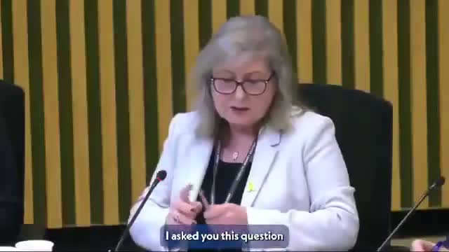 Illustrative photo for: London grooming gang cases: Police to reopen 9,000 cases in