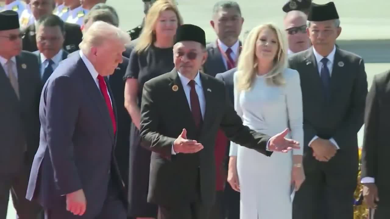 Illustrative photo for: President Trump Asian tour debut Begins with Cultural