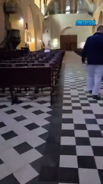 Illustrative photo for: Migrant Threat to Church in France Sparks Alarm — Migrant