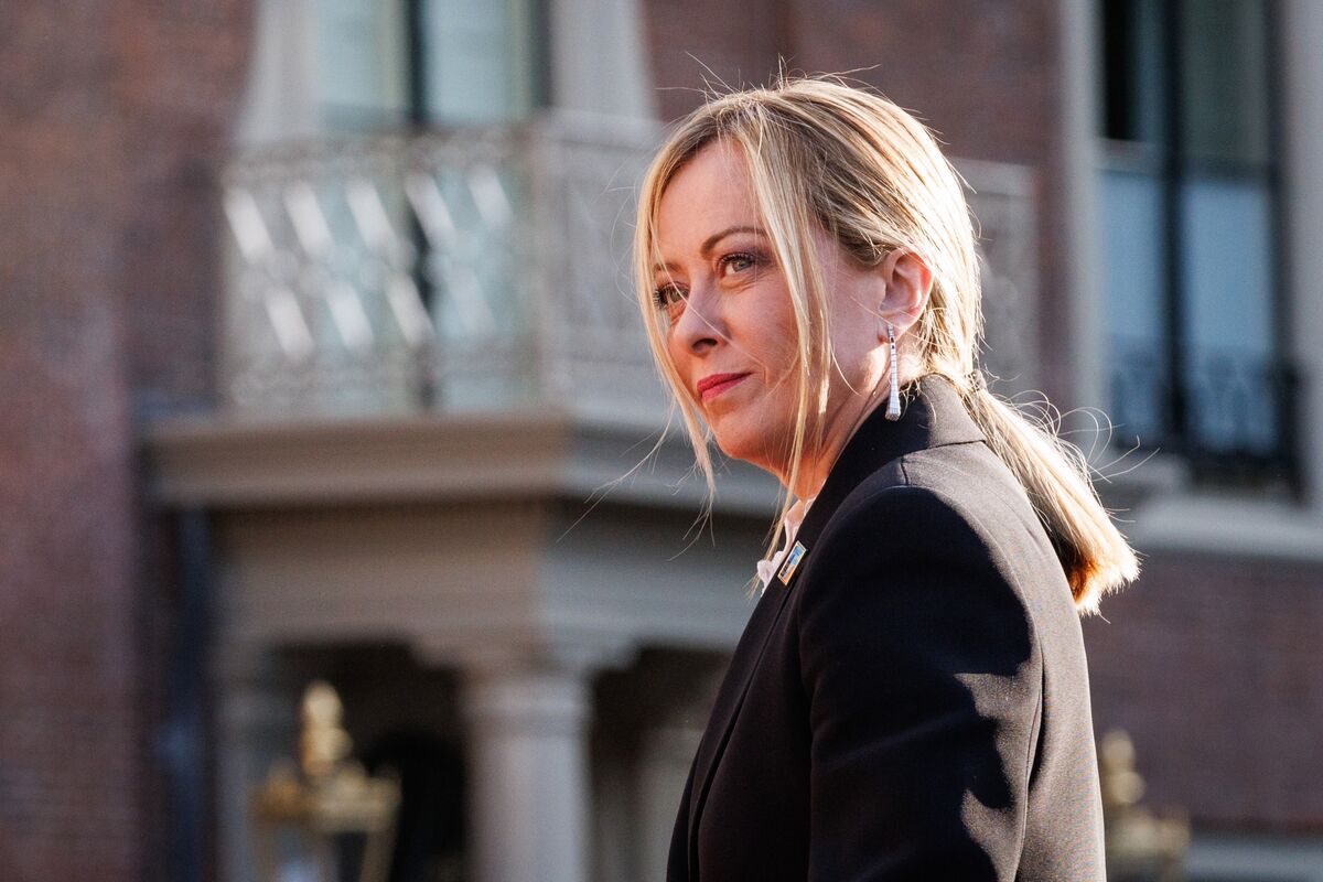 Illustrative photo for: Italy credit outlook improves as Meloni advances reforms