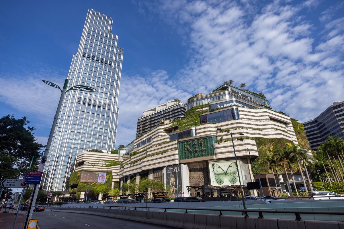 Illustrative photo for: New World and China Vanke Heighten Concerns Over Chinese