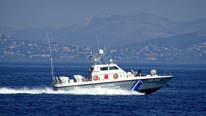 Illustrative photo for: Greek Authorities Bust Luxury Yacht Migrant Smuggling Ring
