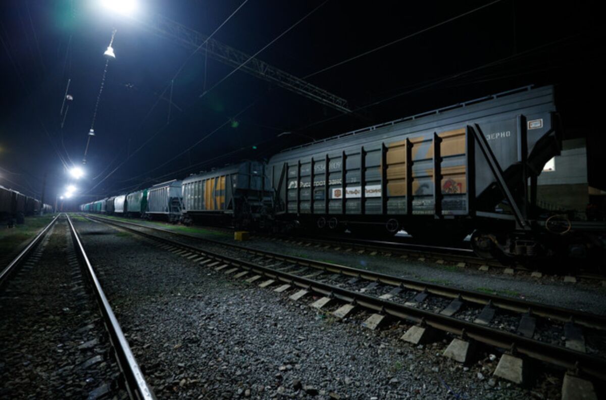 Illustrative photo for: Armenia Azerbaijan cargo shipment Marks Over Three Decades