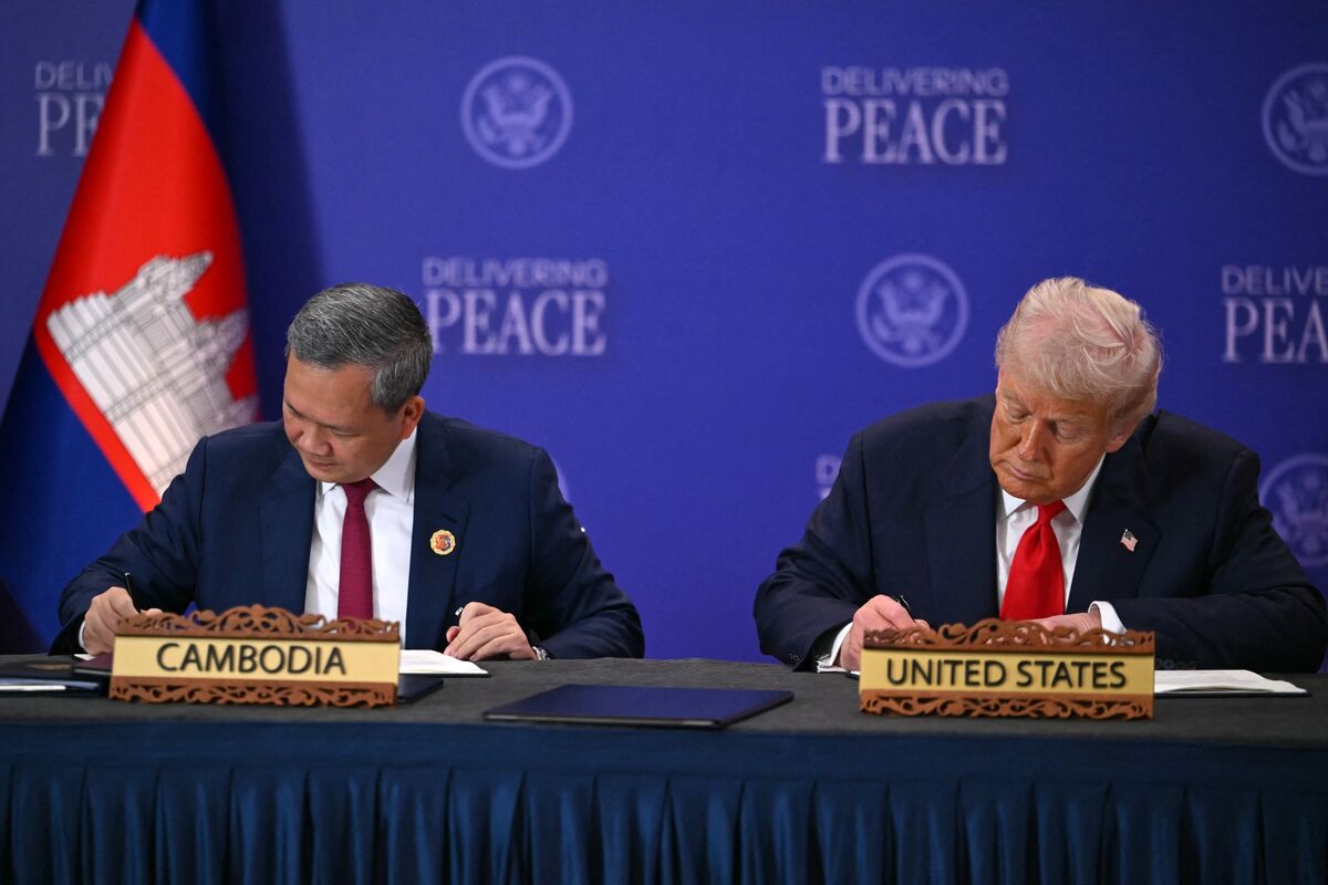 Illustrative photo for: US arms embargo Cambodia lifted amid renewed engagement