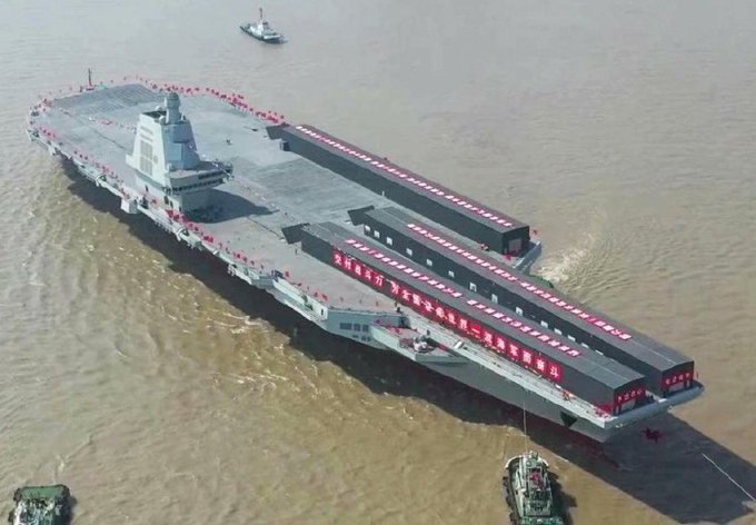 Illustrative photo for: China Fujian aircraft carrier officially commissioned,