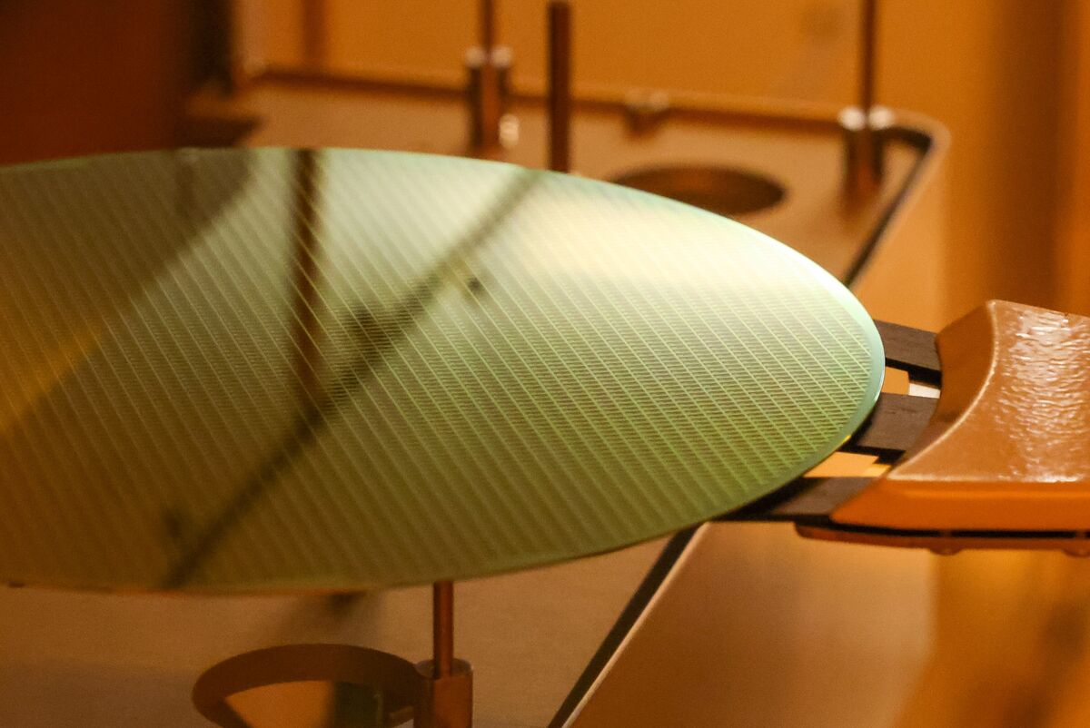 Illustrative photo for: China export ban lifted on Nexperia chips, easing