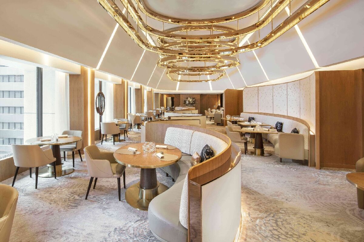 Illustrative photo for: Hong Kong Amber Earns Third Michelin Star for Innovative