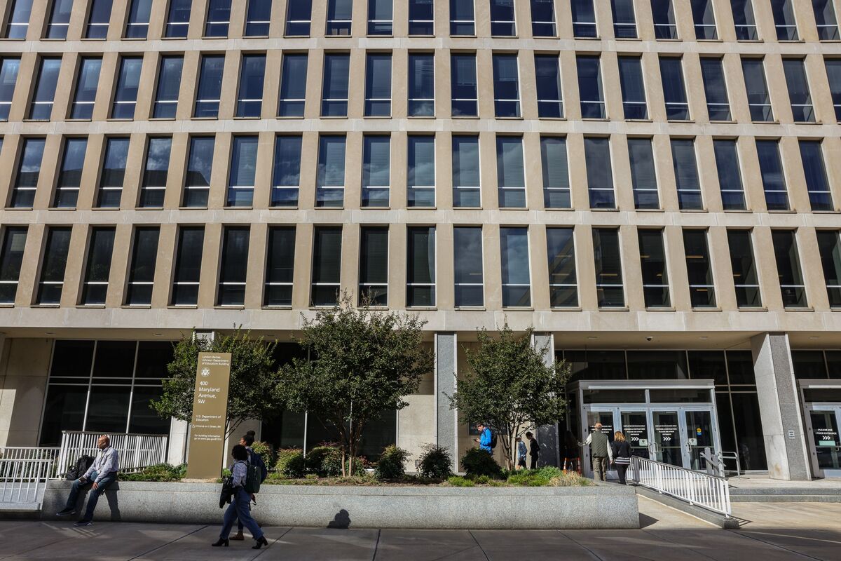 Illustrative photo for: Department of Education email policy: Court orders halt