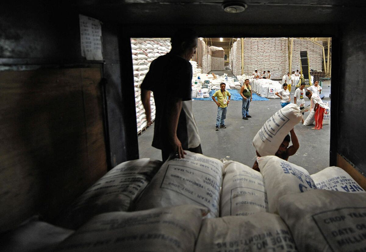 Illustrative photo for: Philippines rice import tariffs to shift in 2026 amid