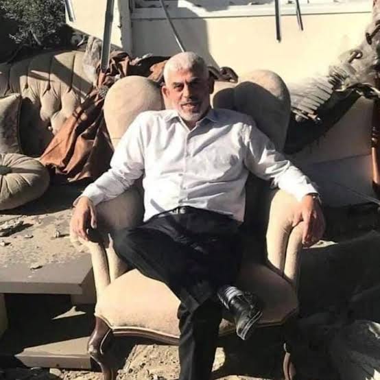 Illustrative photo for: Dead news headline: Local Man Found Dead in Suspected