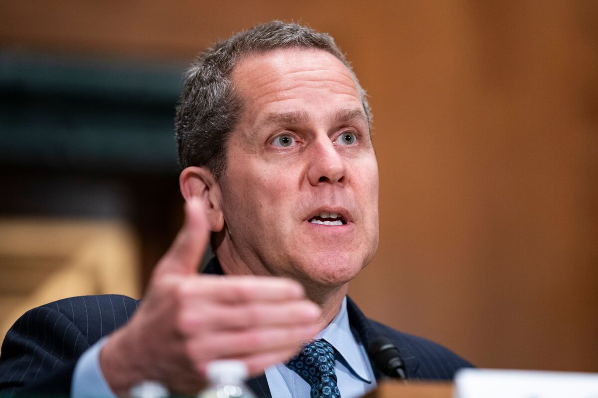 Illustrative photo for: Federal Reserve's Barr Warns on AI Economic Transformation