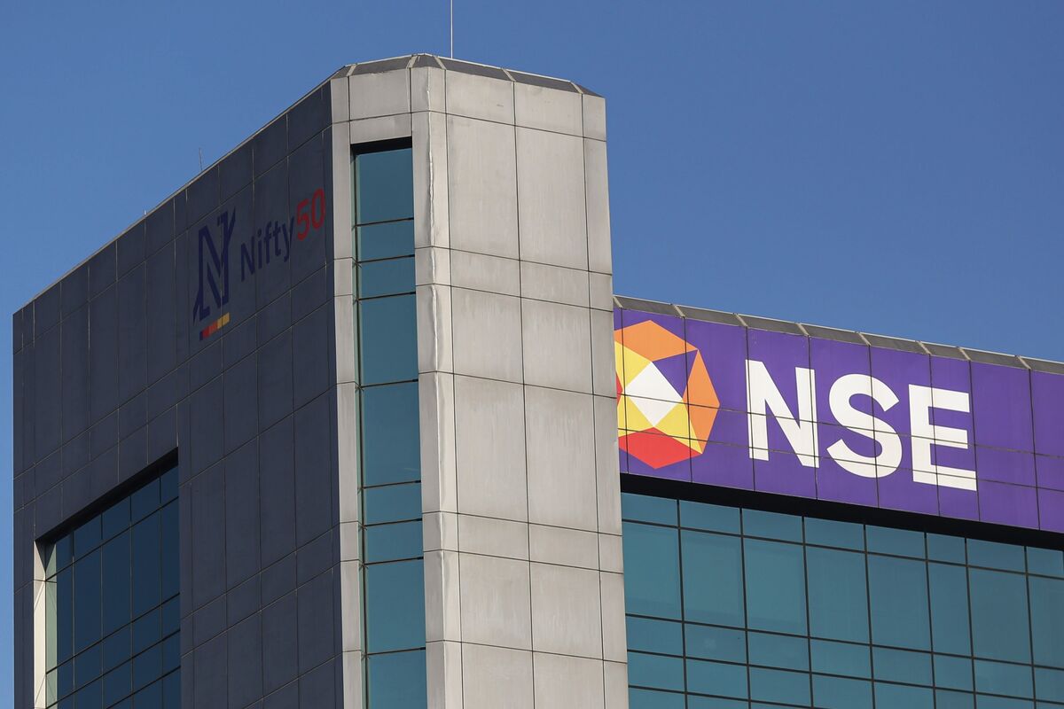 Illustrative photo for: Pine Labs IPO Mumbai Begins Trading After $440M Funding