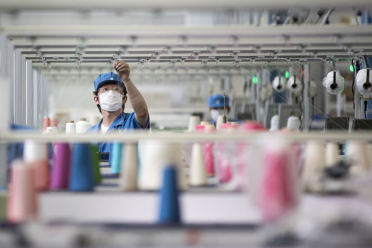 Illustrative photo for: Japan economic contraction Sparks Support for Takaichi’s