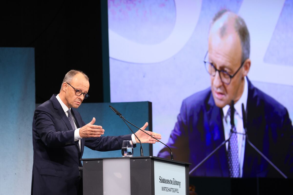 Illustrative photo for: Merkel rejects minority government amid coalition tensions