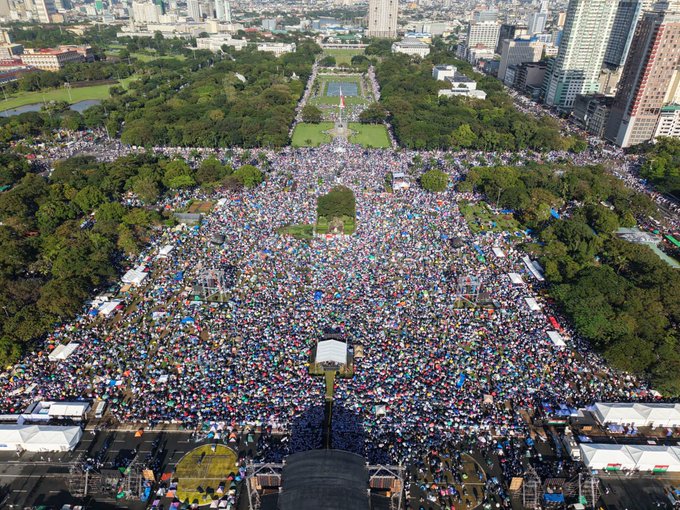 Illustrative photo for: Manila Anti Corruption Protest Draws Hundreds of Thousands