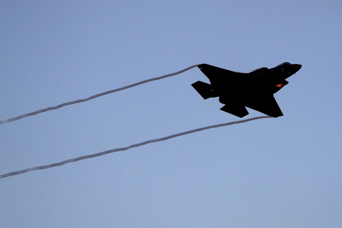 Illustrative photo for: President Trump Announces F-35 Fighter Jet Sale to Saudi