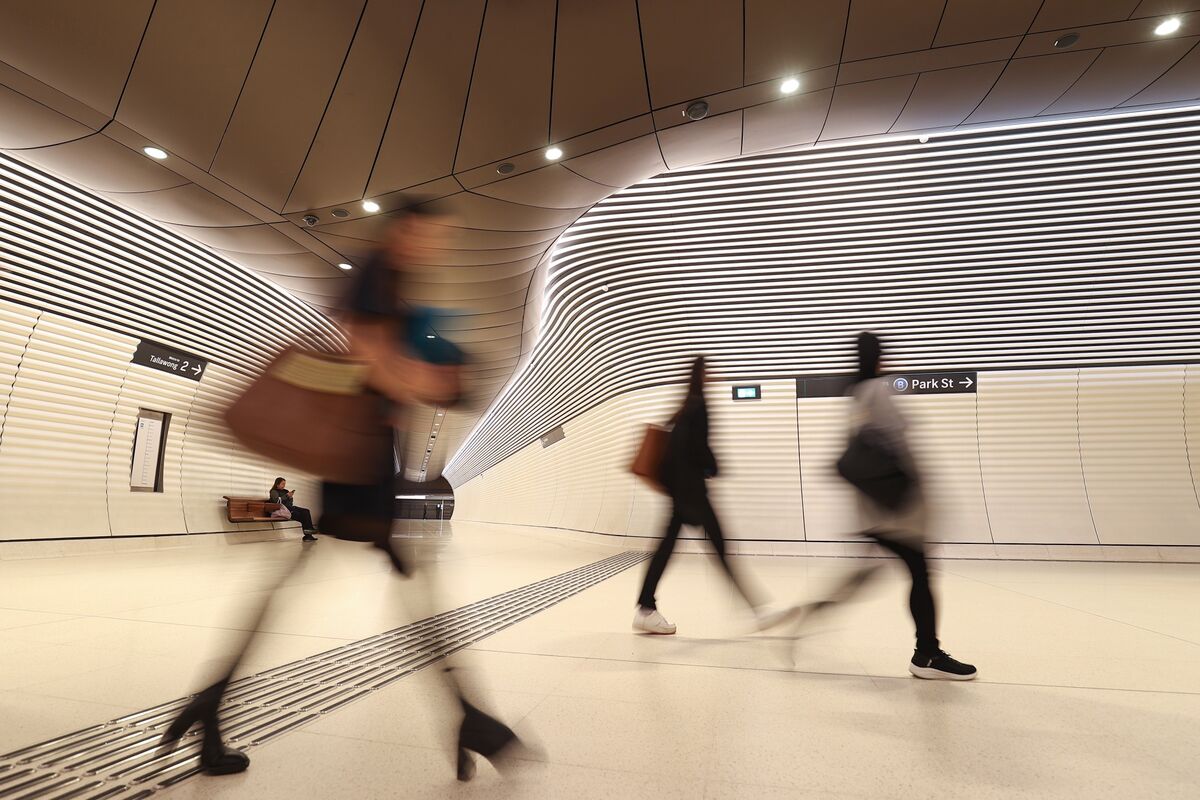 Illustrative photo for: Australian wage growth inflation signals potential