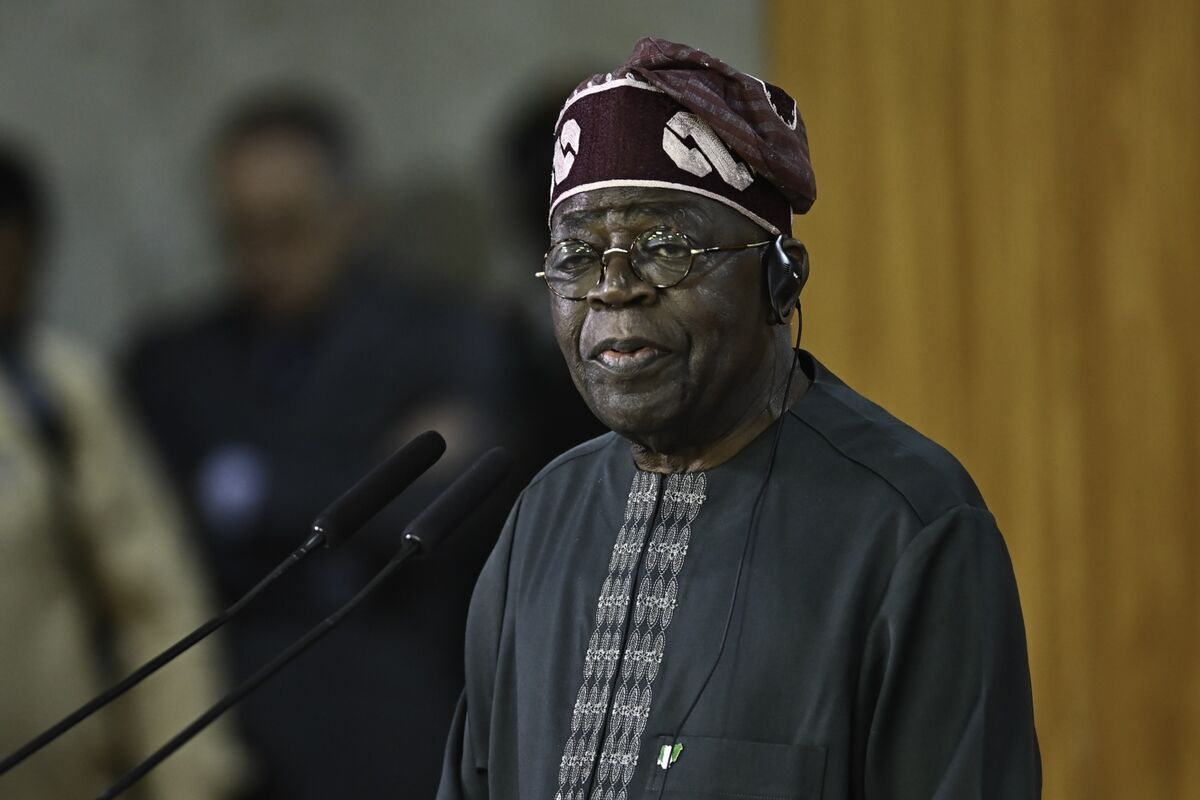 Illustrative photo for: Nigerian security crisis: Tinubu cancels abroad trip to