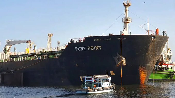 Illustrative photo for: Russia North Korea oil: 1.7M Barrels Shared Amid Sanctions