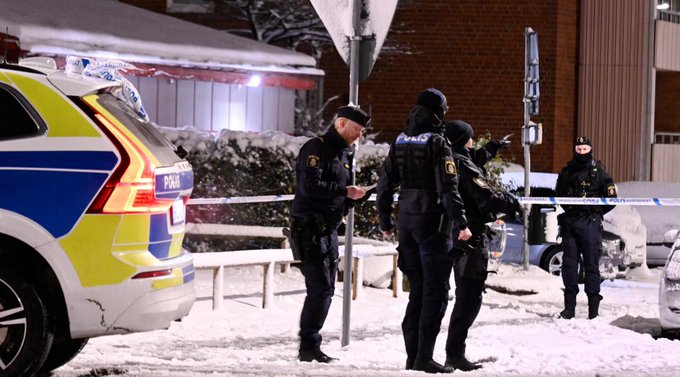 Illustrative photo for: Swedish police grenade incident: 13-year-old boy detained