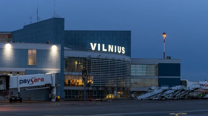Illustrative photo for: Vilnius Airport Shut Down Due to Belarusian Smuggler