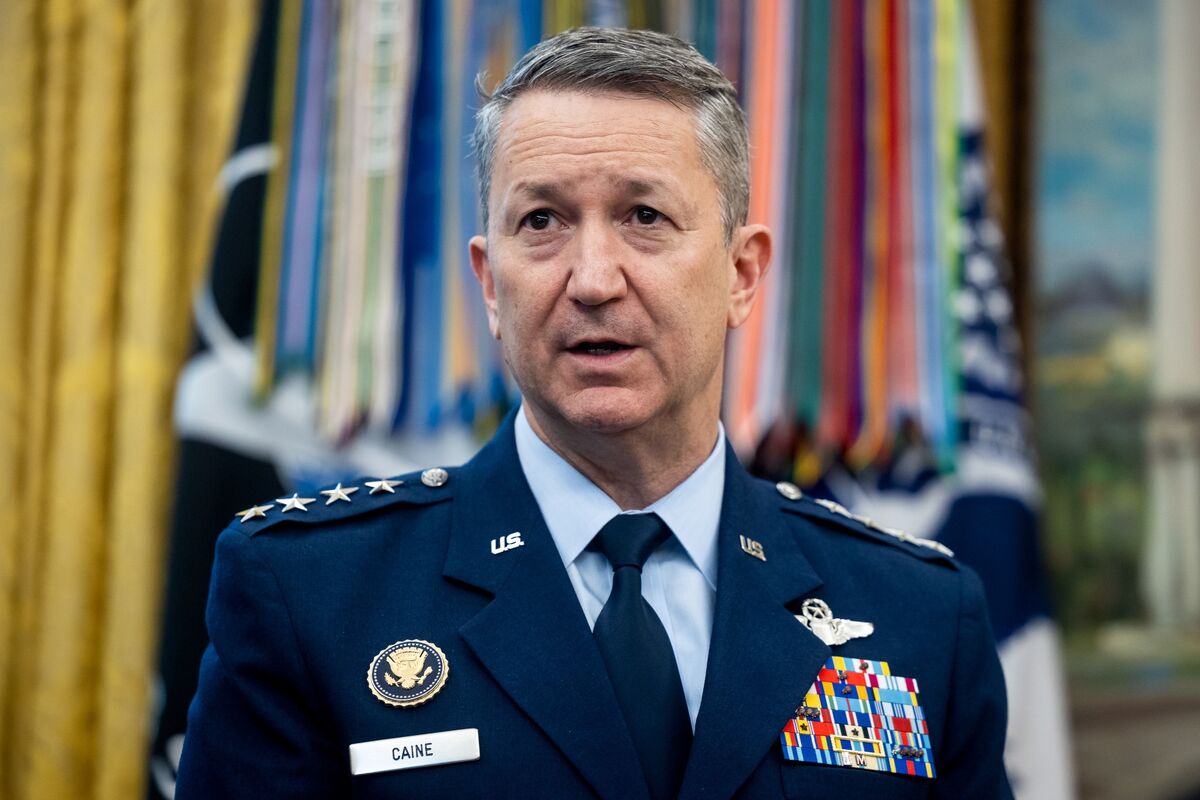 Illustrative photo for: Gen. Dan Caine to Meet US Southern Command Troops in Puerto