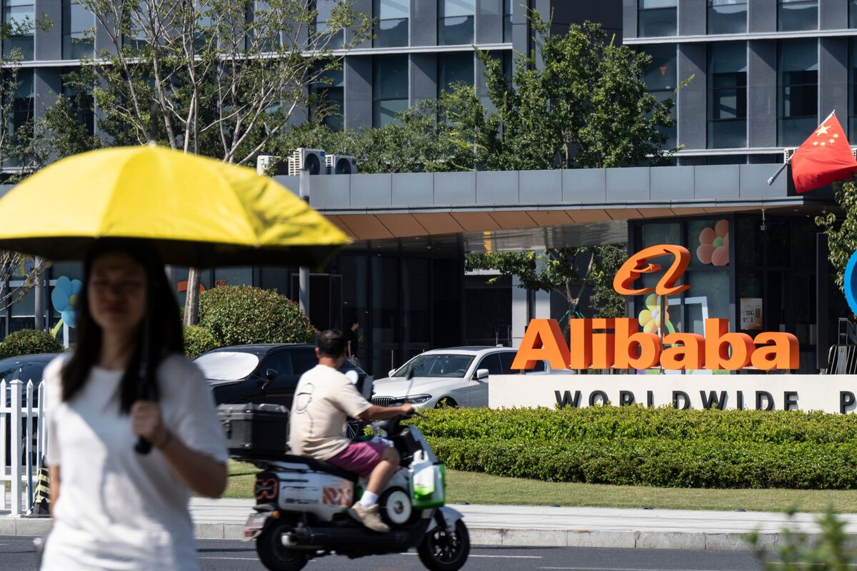 Illustrative photo for: Alibaba revenue growth exceeds expectations amid China's AI
