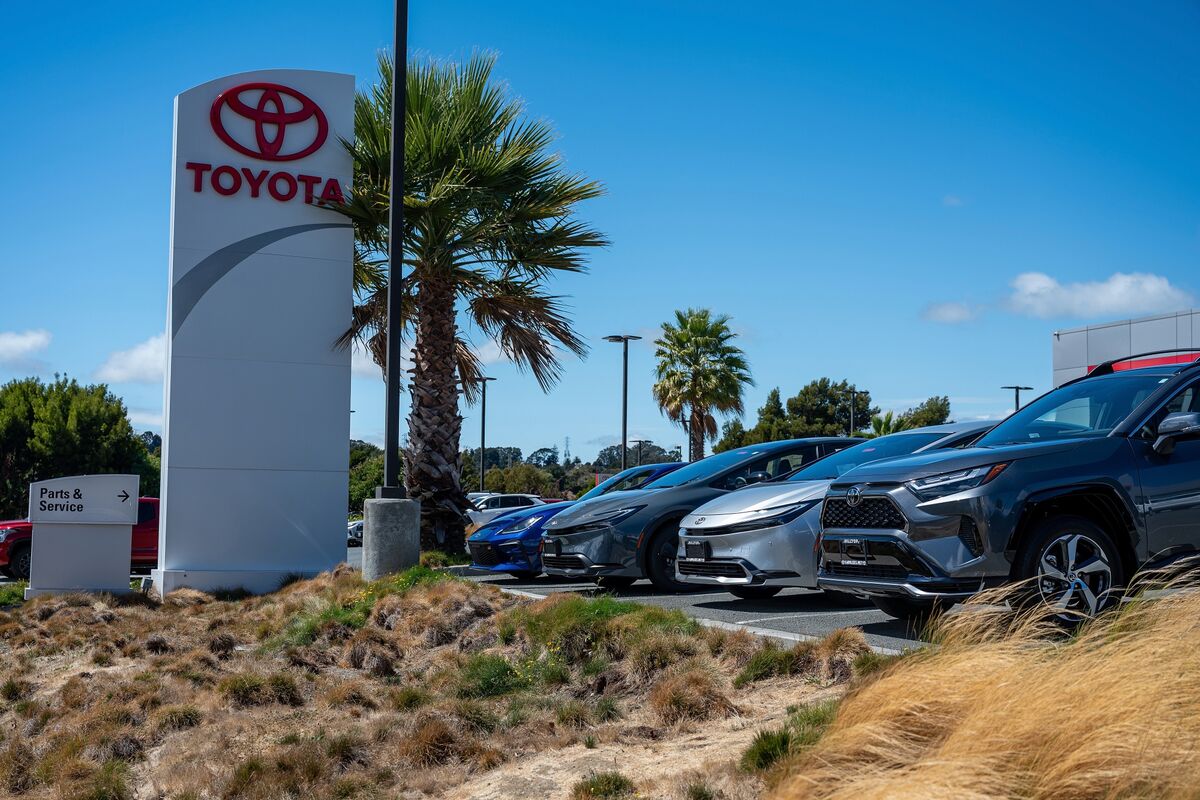 Illustrative photo for: Toyota sales October Rise Driven by US Demand Despite