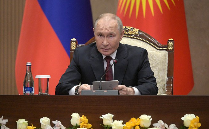 Illustrative photo for: Russia Ukraine leadership elections: Putin won't sign