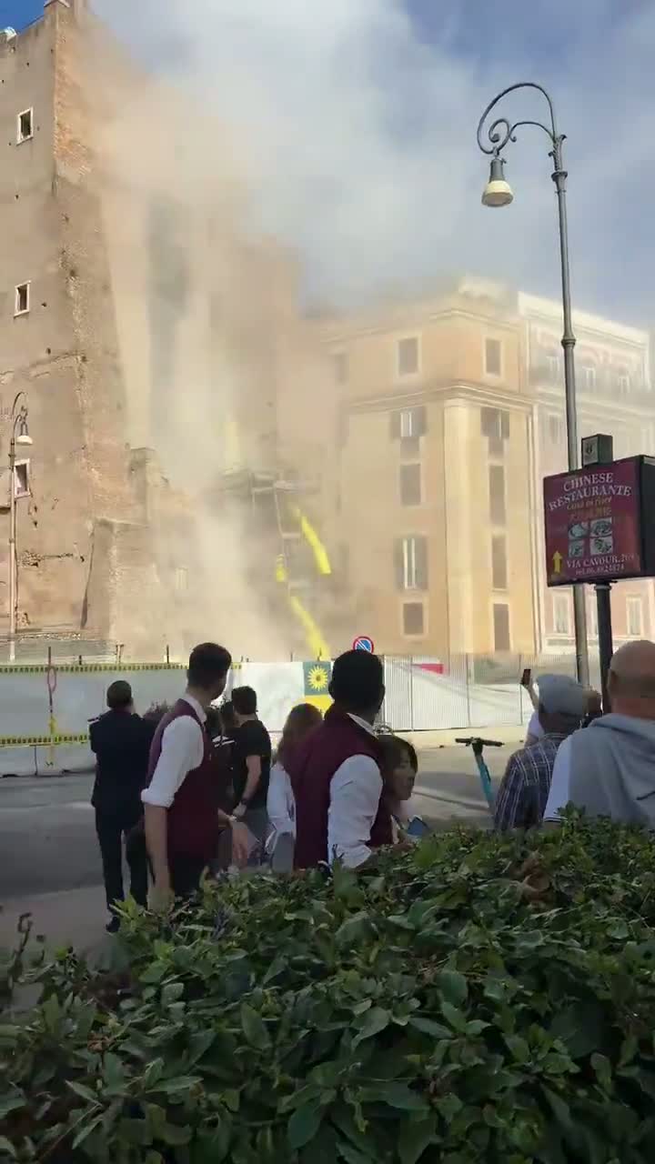 Illustrative photo for: Conti Tower Collapse Rome: Worker Rescued During Renovation